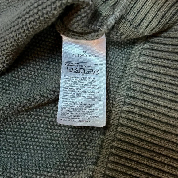 Gap men’s pullover sweater with button neck faded olive - Picture 6 of 8